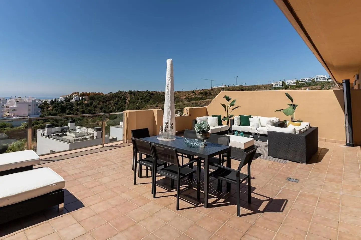 Penthouse Met Geweldig Zeezicht Apartment Estepona