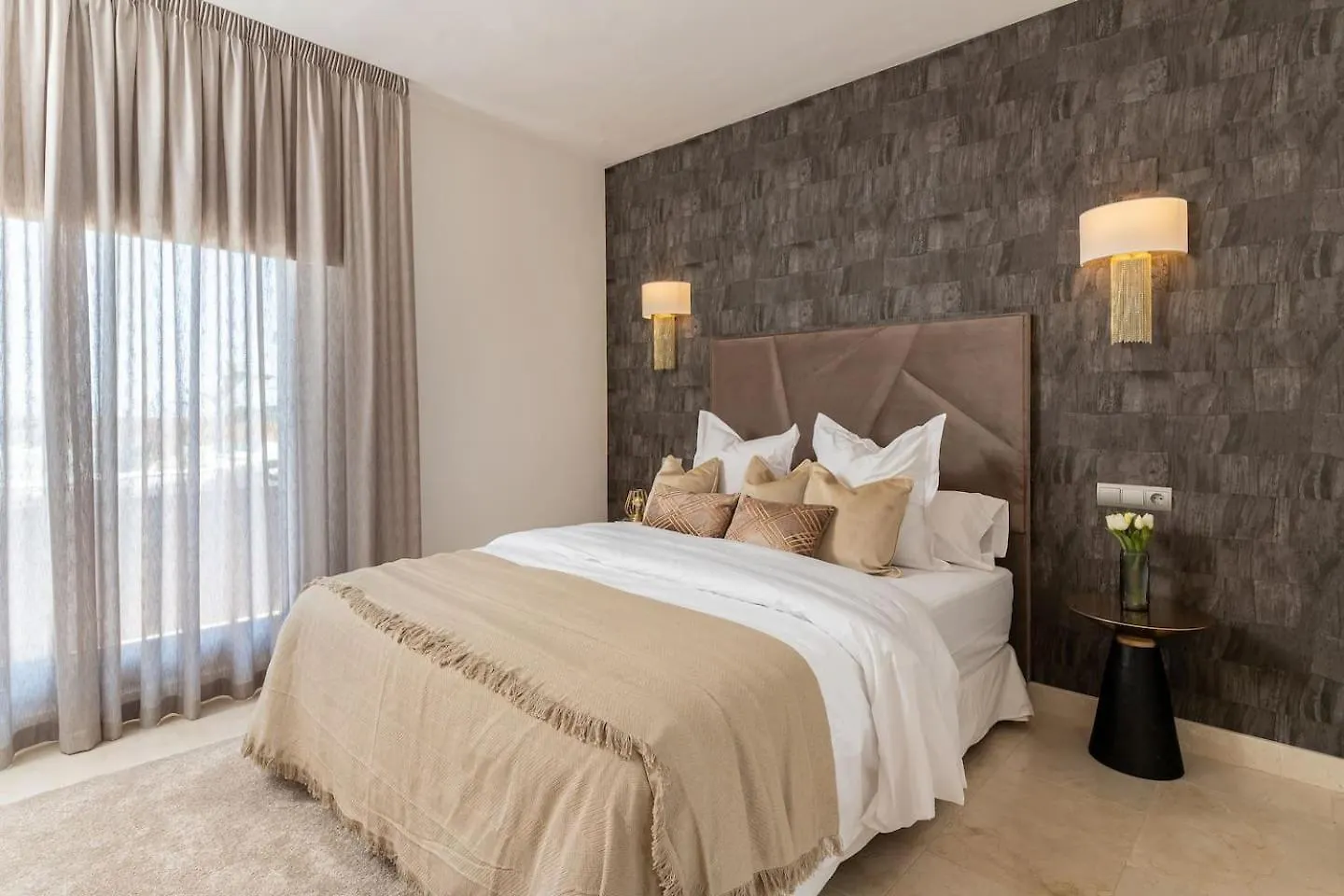 Penthouse Met Geweldig Zeezicht Apartment Estepona Spain